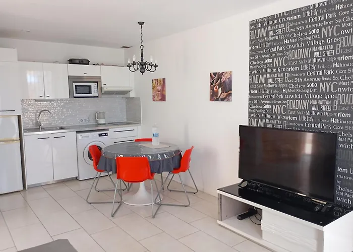 Americas Parque Santiago 아파트 *